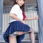 ＜熟女＞ 神パンスト 冬愛ことね 制服ロリ美少女の美脚を包んだ生ナマしいパンストを完全着衣でムレた足裏からつま先を味わい尽くす！顔騎や足コキ、時には中出し時にはお尻にコスってぶっかけとやりたい放題！発情させられた女の変態調教絶頂プレイを楽しむフェチAV 【FANZA】