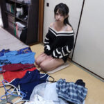 ＜熟女＞ 渚みつき 神スケスケ 女子の服の中おっぱいはどんな感じで下着に包まれ、乳首はどの様に隠れ、マン毛はどんな感じでパンティーに覆われ、ハミ毛は？パイパンだったら？と日々妄想で勃起して完全着衣じゃモノ足りず、でも全裸じゃ抜けなくなった大人に送るAV 【FANZA】