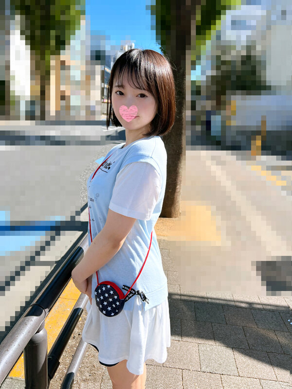 ＜熟女＞ 本当に小さい女の子雑居ビルに連れ込むと「なんか怖い…」と拒ま...