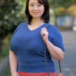 ＜熟女＞ 欲求不満のJ-cup最高級熟成肉の人妻に媚薬飲ませたら白目ひんむいて絶頂イカレポンチ最強熟女 爆誕！！みやこ（50歳） 【FANZA】