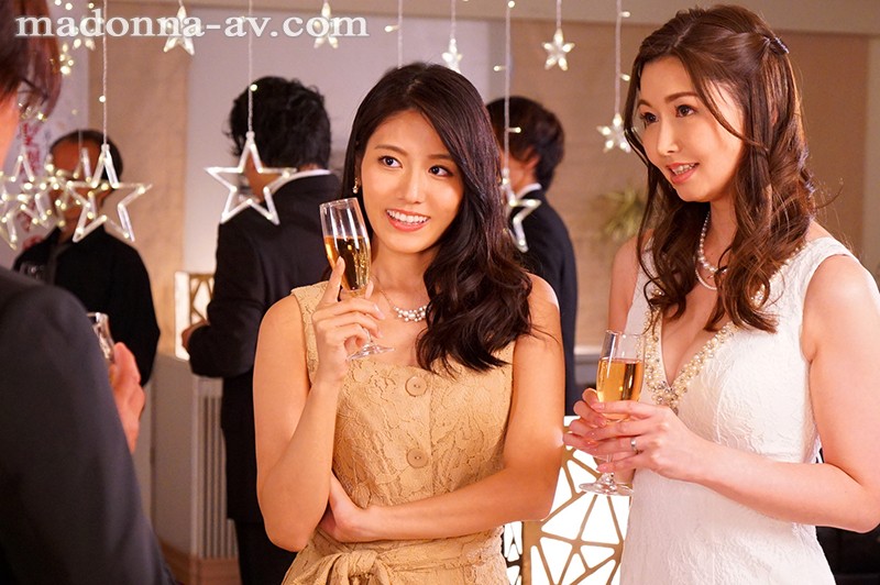 ＜熟女＞ マドンナが誇る最強専属W豪華初共演！！ 逆3Pハーレム同窓会...