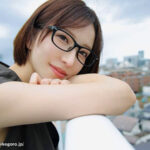 ＜熟女＞ 新人 夢実かなえ34歳 目が離せない、最高にイイオンナー。 【FANZA】