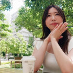 ＜熟女＞ 人妻の花びらめくり 大浦真奈美 【FANZA】