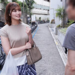 ＜熟女＞ バイト先で働く美しい人妻を家に連れ込み中出しセックス 夏川あゆみ 【FANZA】