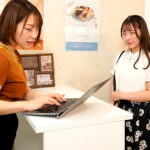 ＜熟女＞ 女のイキツボ直撃レズエステ6 乳首いじりとこねくり責めで拒絶しながらも絶頂をくり返す未開発のカラダ 【FANZA】