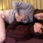 ＜熟女＞ 浮気親父に泣かされてばかりの母親に、都合のいい生バイブにされた僕。～ザーメンを搾り奪われ抜け殻になるまで中出しSEXさせられた日～ 30人8時間2枚組 【FANZA】