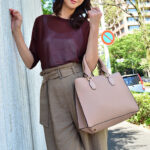 ＜熟女＞ 【個人撮影】美人スレンダーの上司の妻48歳と不倫ハメ撮り。痴女と化した熟女が若い男の肉棒で性欲を大解放する中出しセックス 【FANZA】