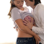 ＜熟女＞ 息子の友人ともう5年間、セフレ関係を続けていますー。 年下の子と不埒な火遊び…中出し情事に溺れる私。 吹石れな 【FANZA】