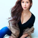 ＜熟女＞ 平成最後の大型新人 誕生 我妻里帆 30歳 AV Debut！！ 【FANZA】