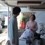 ＜熟女＞ 口辱いつも文句を言ってくる隣の口うるさい主婦を毎回チ〇ポで黙らせる口封じイラマレ〇プ 友田真希 【FANZA】