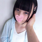 ＜熟女＞ 【毛も生え揃ってない小さい女の子】非常階段に連れ込んで未成熟なカラダに夢中で貪りついて気付いたらボクはワレメにチ●ポ挿入してました…ピュアなちびっ子2人をイタズラ 【FANZA】