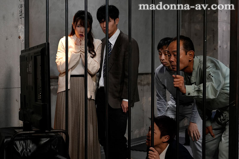 ＜熟女＞ 計100回絶頂するまで抜け出せない部屋 妻をイカせる事ができ...