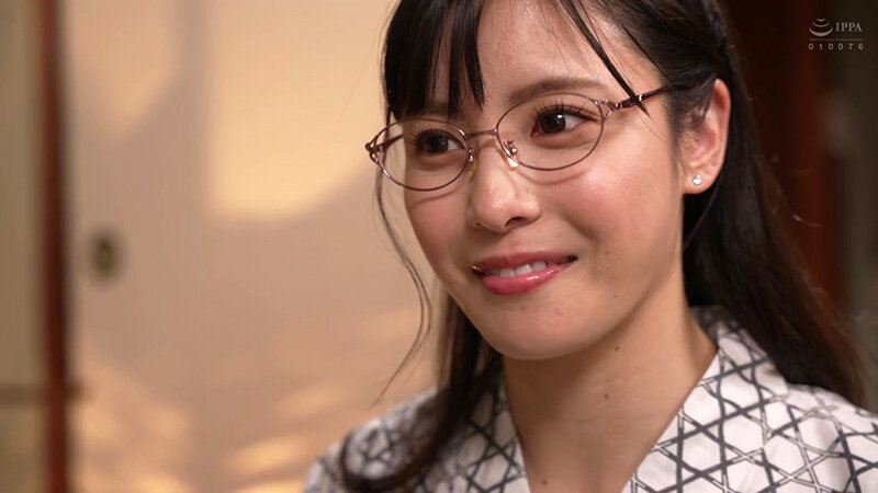 ＜熟女＞ 憧れの女上司と 及川うみ 【FANZA】