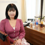 ＜熟女＞ 結婚30年目の浮気 美熟母・鈴河めぐみ 48歳 AV DEBUT 【FANZA】