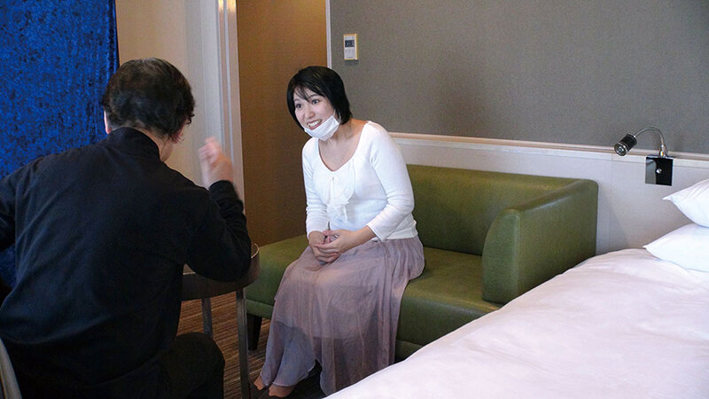 ＜熟女＞ 既婚者マッチングアプリ01 【FANZA】