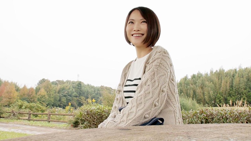 ＜熟女＞ 自然豊かな田舎町で出会った誰もがヒトメボレする天然美人 上原...