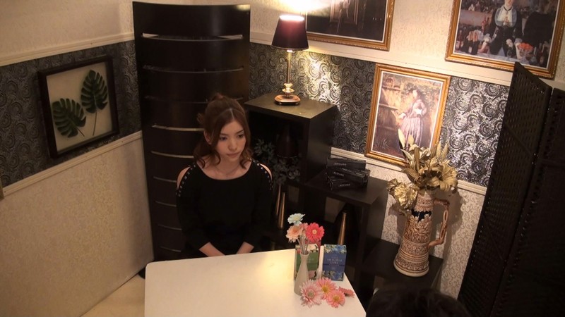 ＜熟女＞ 極上妻を究極厳選！あの興奮を再び！西麻布高級人妻性感オイルマ...