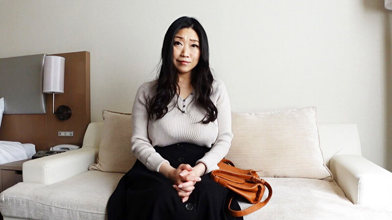 ＜熟女＞ 伝説のド発情真っ盛り乳デカ還暦婆ちゃん 卑猥な垂れ乳とアヘ顔...