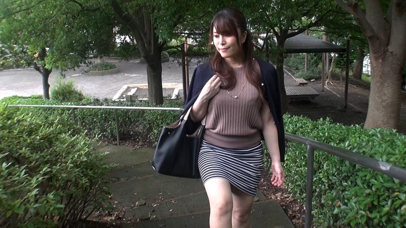 ＜熟女＞ 潮吹き乳妻の交尾 前園真代 【FANZA】