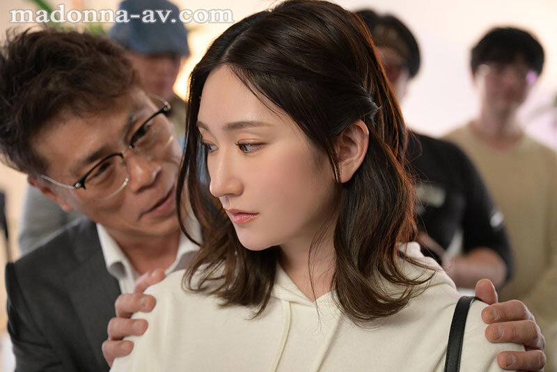 ＜熟女＞ ヌードモデルNTR 上司と羞恥に溺れた妻の衝撃的浮気映像 木...