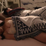 ＜熟女＞ 綺麗な近所の奥さんが 神坂朋子 【FANZA】