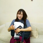 ＜熟女＞ セーラー服熟女失禁羞恥 川上ゆう 【FANZA】