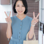 ＜熟女＞ ファンの自宅をゲリラ訪問！瀬尾礼子さんとしてみませんか～憧れの熟女と夢の中出しセックス～ 【FANZA】