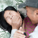 ＜熟女＞ 胸糞注意！セレブ妻が宅配ドライバーに犯●れて… 林愛華 【FANZA】