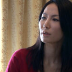 ＜熟女＞ テレビチェックに訪れた電気工事の作業員がまさかの豹変！無理やり覆いかぶさり下着を破かれ… 【FANZA】