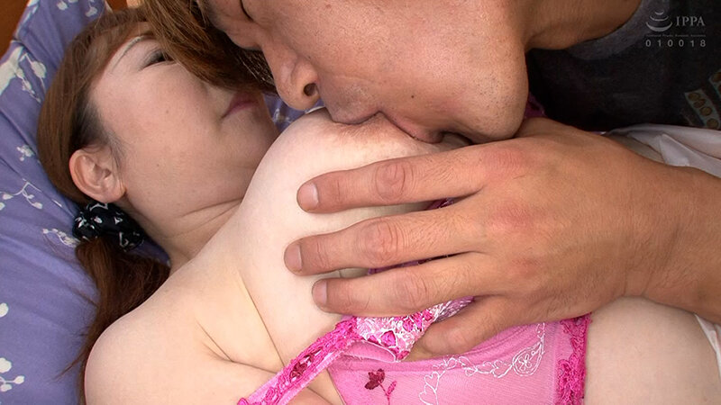 ＜熟女＞ いい歳して性欲に目覚めた熟女がSEXしたくてAV出演！遅咲き...