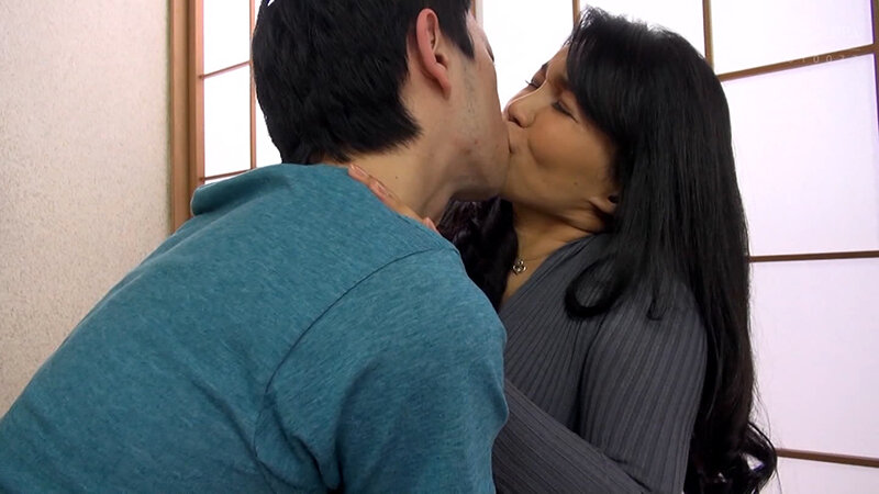 ＜熟女＞ 巨乳熟女にハマる禁断の快楽SEX！性欲を開放された熟女は快楽...