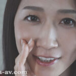 ＜熟女＞ 甘い囁きに流されるまま、僕は大学を留年するまで、人妻との巣篭もりSEXに溺れて…。 水戸かな 【FANZA】