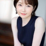 ＜熟女＞ 新人 上戸まり 30歳 AV DEBUT 輝く美白、真珠のように煌めくMadonna超新星―。 【FANZA】