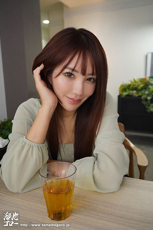 ＜熟女＞ 「あなたの精子で孕ませて…。」妻の友人の誘惑淫語ラッシュで脳...