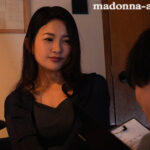 ＜熟女＞ 女性用風俗で働く僕が‘膣’誘惑に負けて絶倫奥様にイカされ果てるまで…。 一色桃子 【FANZA】