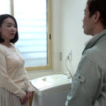 ＜熟女＞ 熟妻卑猥ドラマ 清楚妻は電気工事の絶倫男に押し倒されて… 夫の上司に恥部を弄ばれた五十路妻 【FANZA】