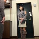 ＜熟女＞ 清楚系ルックスなのにドスケベすぎる専業主婦待望の他人チ●ポでガチンコ浮気アクメぶちかます 及川うみ 【FANZA】