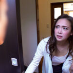 ＜熟女＞ 些細なことで隣人トラブルに巻き込まれた美人妻の悲劇 【FANZA】