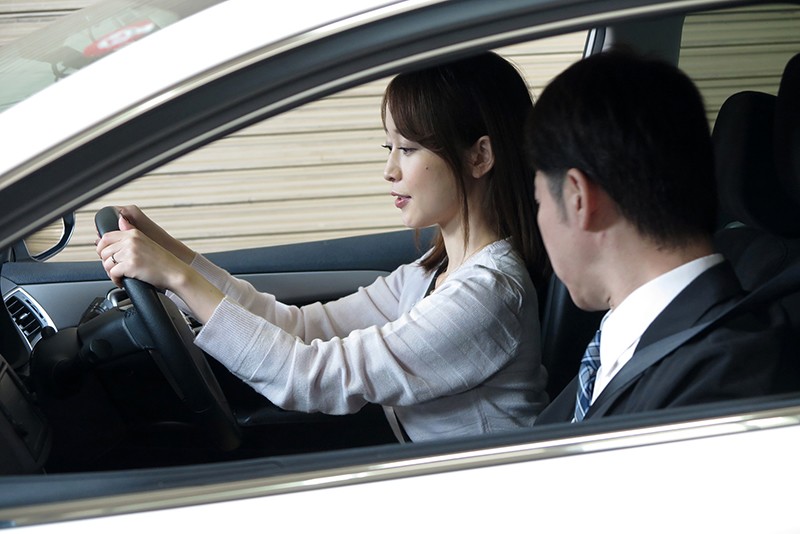 ＜熟女＞ かりめんの妻5 ハンコ捺して下さいお願いします… 篠田ゆう ...