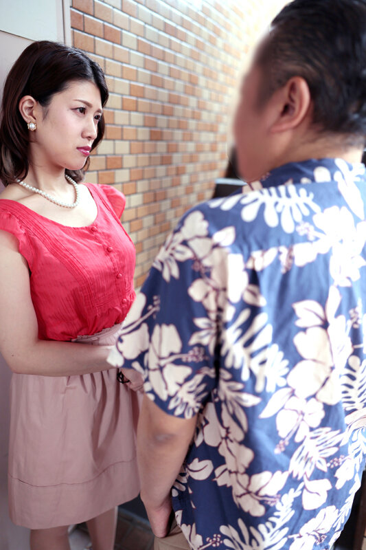 ＜熟女＞ 嫌味や小言がうるさい友人妻をしつこいほどの快感責めに貶めたら...