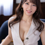 ＜熟女＞ この美貌、この色気、ファーストクラス―。 元国際線キャビンアテンダントの人妻 坂井希 45歳 AVデビュー 【FANZA】