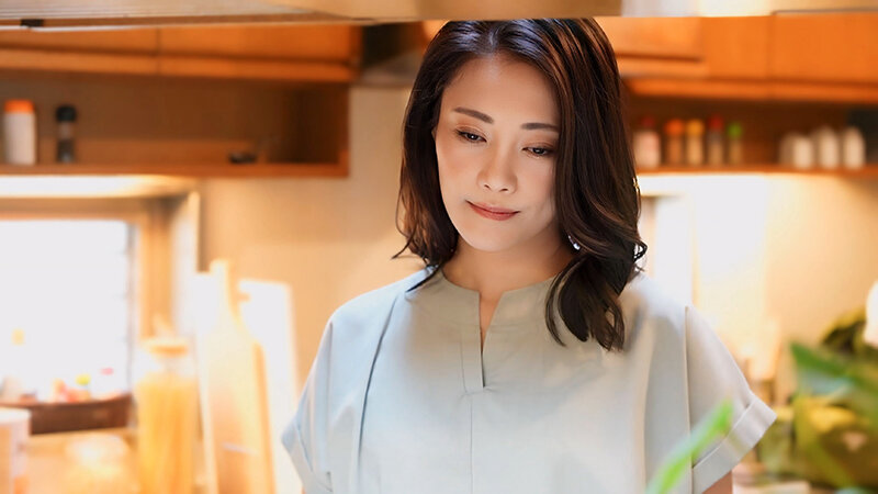 ＜熟女＞ 「母親を興奮させてどうするの？」母が！？息子が！？欲情に堕ち...