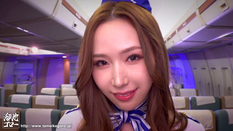 ＜熟女＞ ムチムチドすけべ巨乳キャビンアテンダントとイク！タダマン航空...