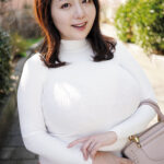 ＜熟女＞ セックスレスが生んだ欲求不満の怪物！豊満J-cupモンスター熟女！色白モチモチの美肌人妻が性欲フルスロットル、アヘ顔で悶絶しまくってる動画です。6SEX収録4時間 【FANZA】