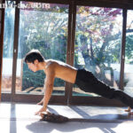 ＜熟女＞ 父が再婚して1ヶ月、義母に媚薬混入メシを食べさせられて、絶倫勃起モンスターに育てられていたー。その先を語るのなら義母も誤って食べてガンギマリ女になった。 吉永塔子 【FANZA】