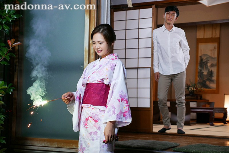 ＜熟女＞ 汗ばむ肌、燃える心、夏祭りのあとに…。 飯山香織 【FANZ...