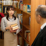 ＜熟女＞ 人妻秘書、汗と接吻に満ちた社長室中出し性交 最初で最高の秘書、ここに誕生―。 新妻ゆうか 【FANZA】