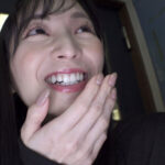 ＜熟女＞ THE ドキュメント 本能丸出しでする絶頂SEX たまったもんじゃない！卑猥な剛毛おマ〇コ美人女教師妻が乱交交尾で連続中出し絶頂！ 鈴木真夕 【FANZA】