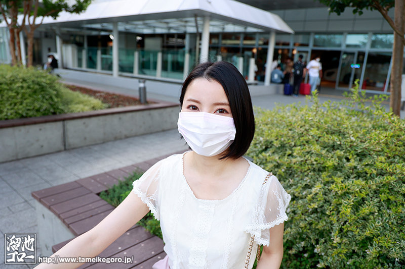 ＜熟女＞ 山口県宇部市に住む28歳人妻デビュー 彩花さん 【FANZA...