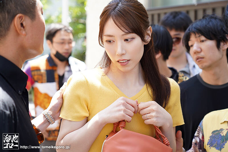 ＜熟女＞ 元嫁が幸せそうな再婚生活を送っていてムカついたのでリベンジレ...